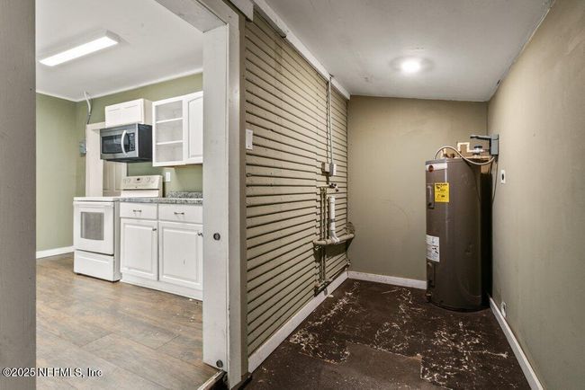 744 Fernway St, House other with 2 bedrooms, 1 bathrooms and null parking in Jacksonville FL | Image 13