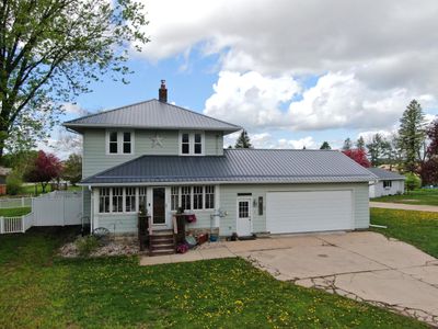 620 S Main St, House other with 4 bedrooms, 2 bathrooms and null parking in Westby WI | Image 2