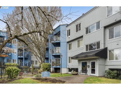 205-8720 Sw Tualatin Rd, Tualatin, OR, 97062-9406 | Card Image