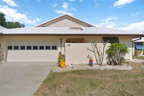 38 Pebble Rock Dr, VENICE, FL, 34293-6031 | Card Image
