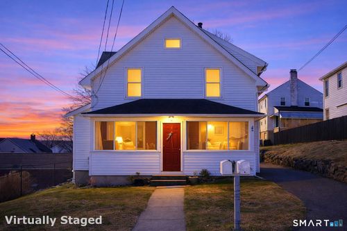 4 Shelton St, Derby, CT, 06418-2511 | Card Image