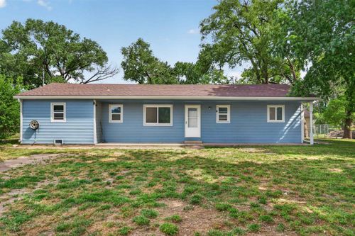 1600 E 87th St S, Haysville, KS, 67060-9051 | Card Image