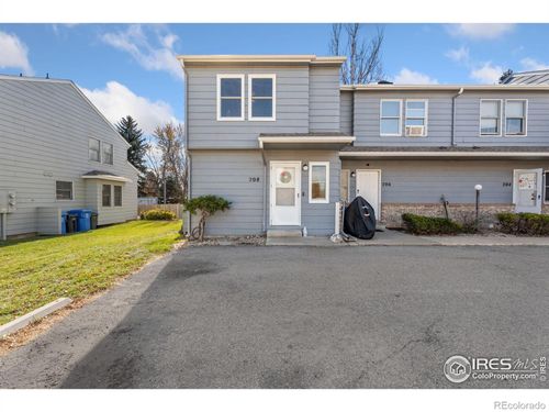 208 E 42nd Street, Loveland, CO, 80538 | Card Image