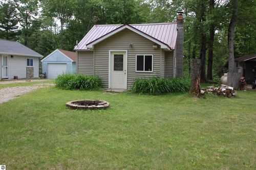 3615 Longue Rd, West Branch, MI, 48661-9571 | Card Image