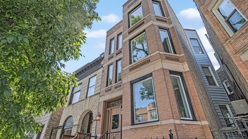 3-3227 W Beach Ave, Chicago, IL, 60651-2432 | Card Image