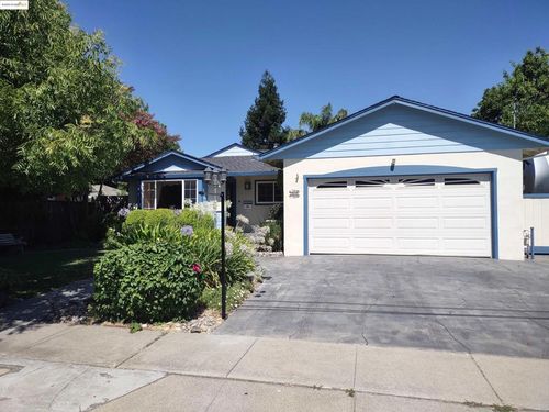 2605 Ryan Rd, Concord, CA, 94518-2604 | Card Image