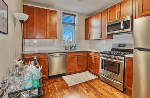 4-824 Washington St, Hoboken, NJ, 07030-7018 | Card Image