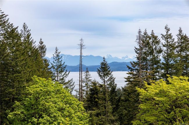 1821 Hyacinthe Bay Rd, House other with 4 bedrooms, 4 bathrooms and 10 parking in Quadra Island BC | Image 42