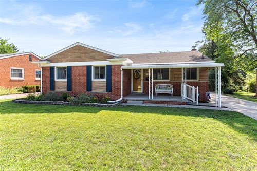 23020 Farmington Rd, Farmington, MI, 48336-3916 | Card Image