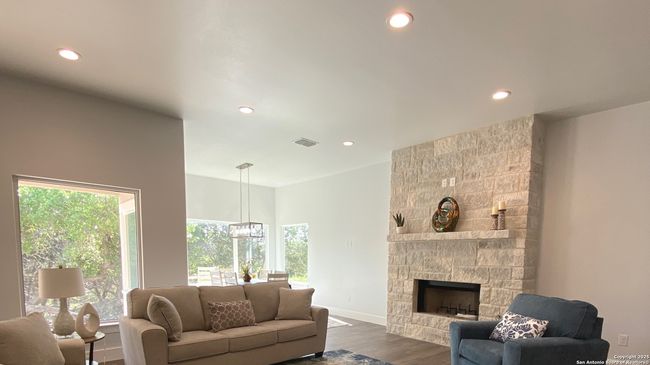 103 N John Bird, House other with 3 bedrooms, 2 bathrooms and null parking in Blanco TX | Image 7