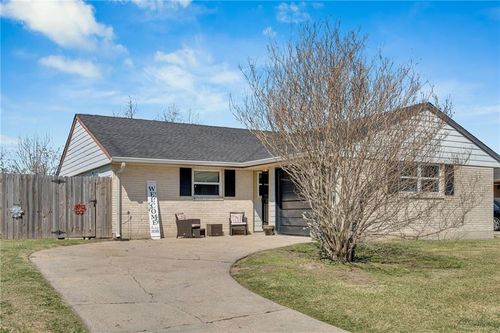 168 N Betty Ln, Avondale, LA, 70094-2713 | Card Image