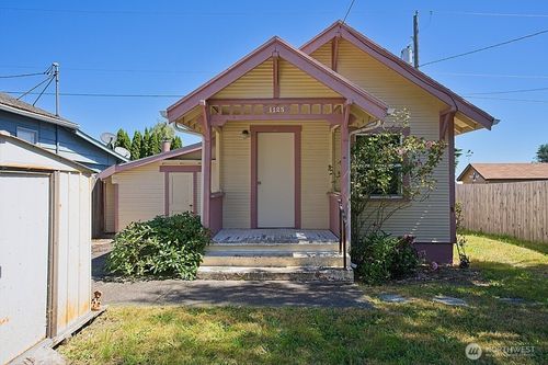 1125 W 9th St, Port Angeles, WA, 98363-5625 | Card Image