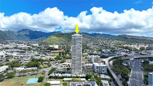 201-2825 King St, Honolulu, HI, 96826-3533 | Card Image