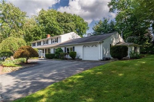 94 Carriage Drive, Lincoln, RI, 02865 | Card Image