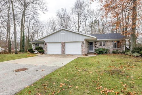 3655 Ramblewood Drive, Port Huron, MI, 48060 | Card Image