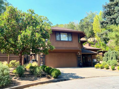 9 Buckeye Ct, Novato, CA, 94949-6606 | Card Image