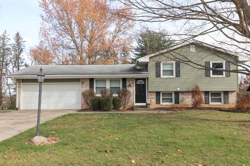 18 Sussex Ct W, Lexington, OH, 44904-9779 | Card Image