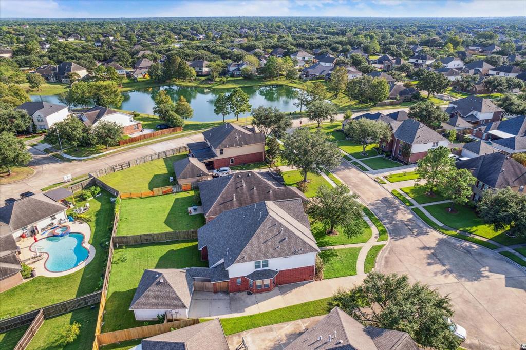 Alexandros Ct, Pearland, TX 77584