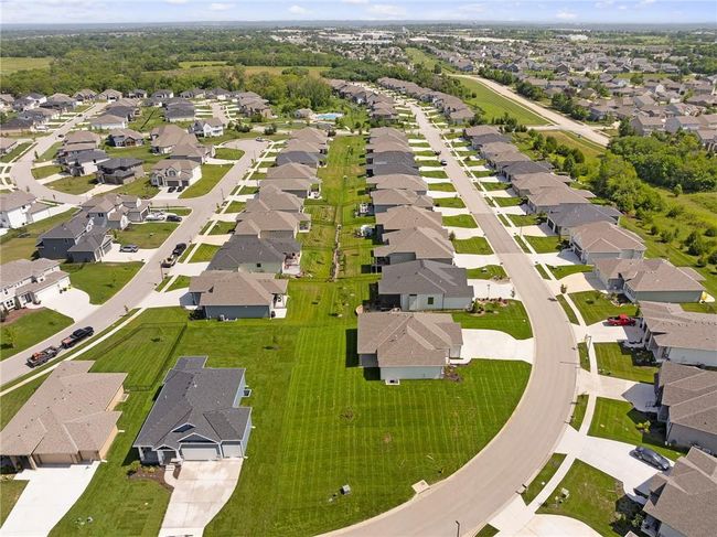 9346 Gander St, House other with 4 bedrooms, 3 bathrooms and null parking in Lenexa KS | Image 47