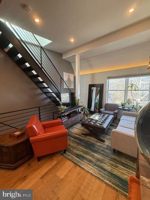 c-1221 Oates St Ne, WASHINGTON, DC, 20002-6867 | Card Image