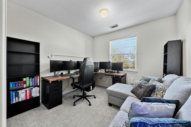 APT-305 - 1101 E Parmer Ln, Condo with 3 bedrooms, 3 bathrooms and 2 parking in Austin TX | Image 23