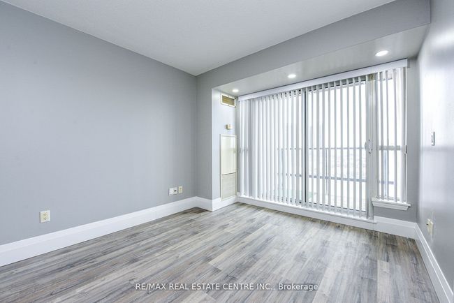1407 - 220 Forum Dr, Condo with 2 bedrooms, 2 bathrooms and 1 parking in Mississauga ON | Image 7