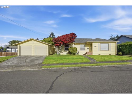 1707 Hayes St, North Bend, OR, 97459-1929 | Card Image