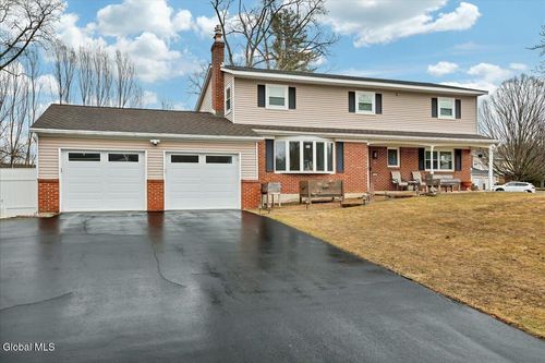 10 Appletree Ln, Clifton Park, NY, 12065-2108 | Card Image