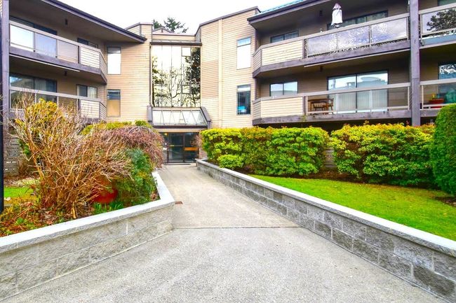 217 - 6105 Kingsway, Condo with 1 bedrooms, 1 bathrooms and 1 parking in Burnaby BC | Image 3