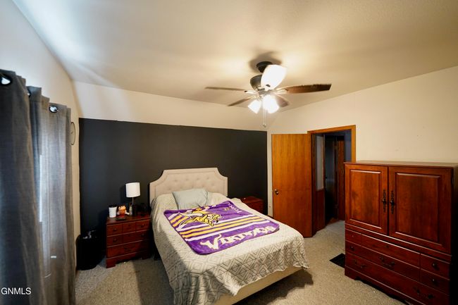 620 2 Nd St Sw, House other with 3 bedrooms, 2 bathrooms and null parking in Jamestown ND | Image 13