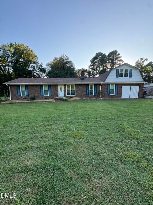 152 Nc 39 Loop Rd, Henderson, NC, 27537-7518 | Card Image