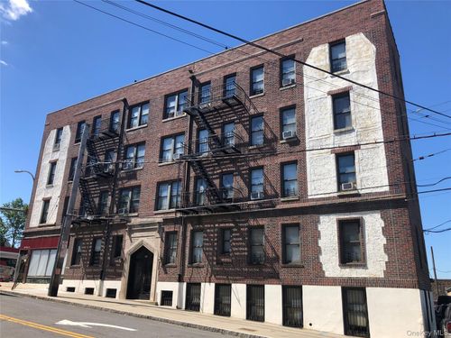 6 Webster Ave, New Rochelle, NY, 10801-6921 | Card Image