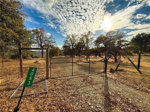 4053 Triangle Rd, Mariposa, CA, 95338-9031 | Card Image