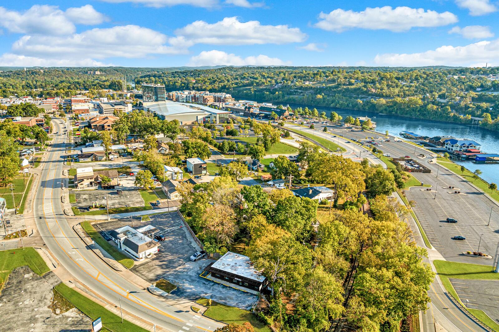 Commercial Lease in Branson 3