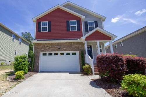 305 N Saylor St, Southern Pines, NC, 28387-4028 | Card Image