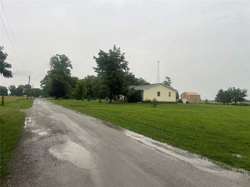 204 Wisconsin, Cincinnati, IA, 52549-8711 | Card Image