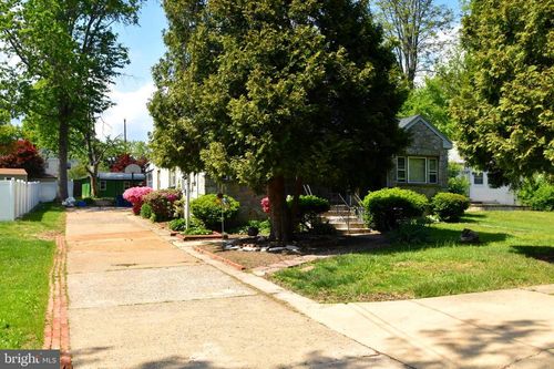 2038 Marsh Rd, WILMINGTON, DE, 19810-3940 | Card Image