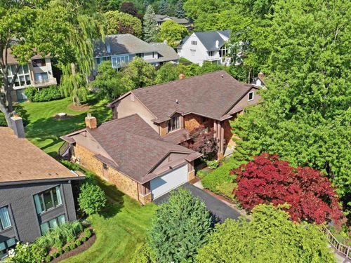 4677 Rolling Ridge Rd, West Bloomfield, MI, 48323-3343 | Card Image
