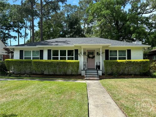 105 E 66th St, savannah, GA, 31405-5212 | Card Image