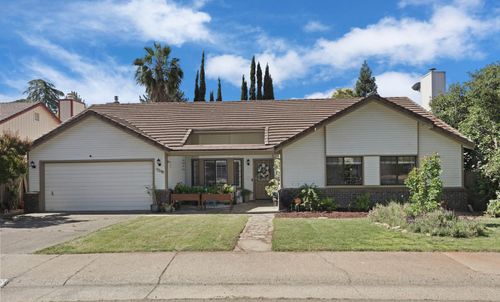 9348 Rolling Glen Court, Orangevale, CA, 95662 | Card Image
