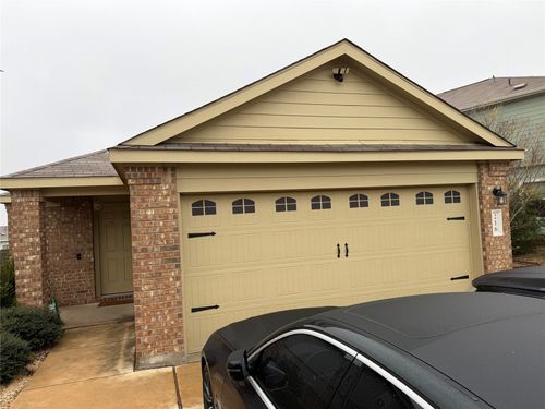 216 Star Pass, Jarrell, TX, 76537-1923 | Card Image