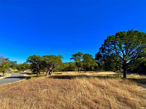 476 San Juan S, Kerrville, TX, 78028-7648 | Card Image