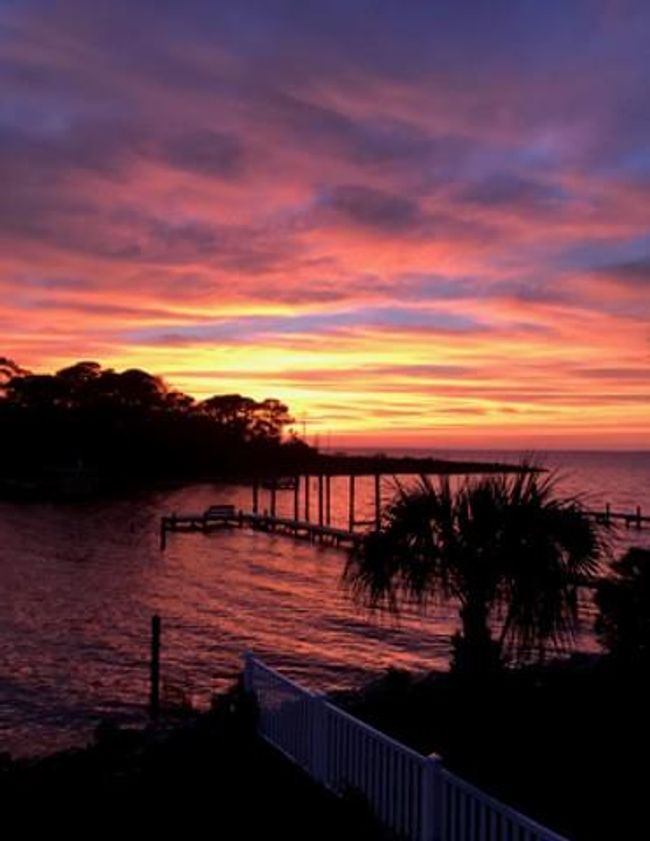 515 W Sawyer St, House other with 3 bedrooms, 3 bathrooms and 6 parking in St. George Island FL | Image 77
