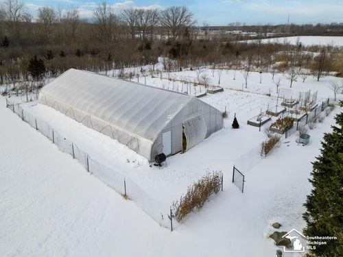 4335 Dauncy Rd, Flat Rock, MI, 48134-9643 | Card Image