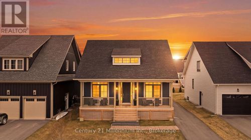 115 Courtland St, Blue Mountains, ON, L9Y5L8 | Card Image