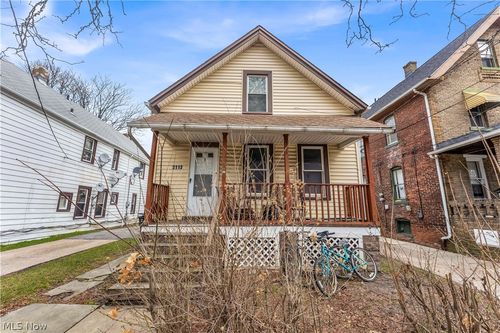 m-2113 Halstead Ave, Lakewood, OH, 44107-6241 | Card Image