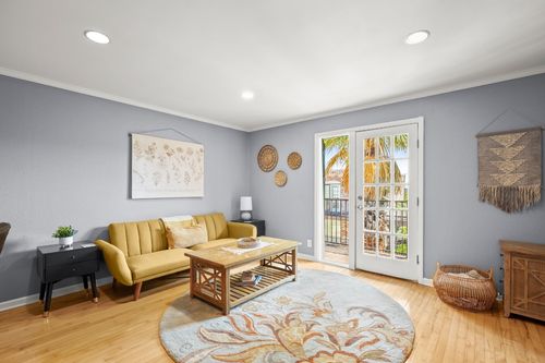apt-212-6501 E Hill Dr, Austin, TX, 78731-4304 | Card Image