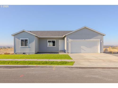 305 Rosalynn Dr, Stanfield, OR, 97875-9723 | Card Image