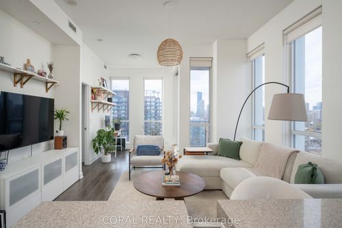 2409-170 Sumach St, Toronto, ON, M5A0C3 | Card Image