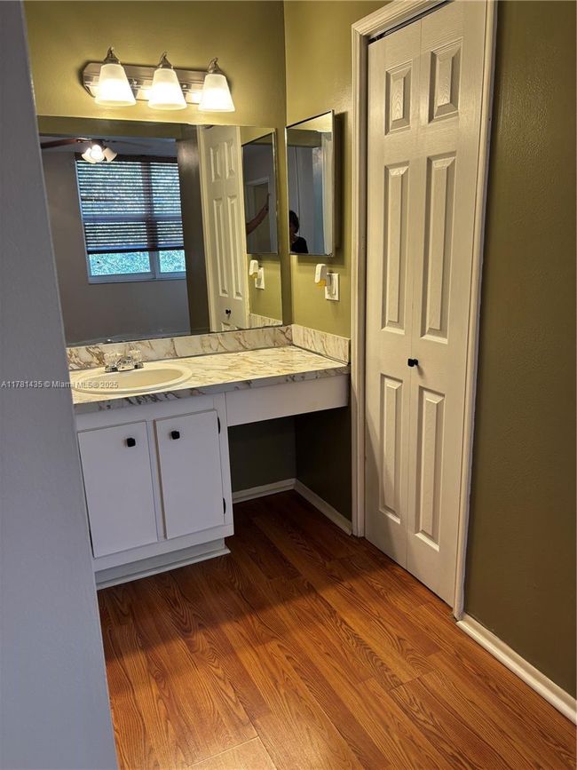 APT-402 - 9421 Evergreen Pl, Condo with 2 bedrooms, 2 bathrooms and null parking in Davie FL | Image 14